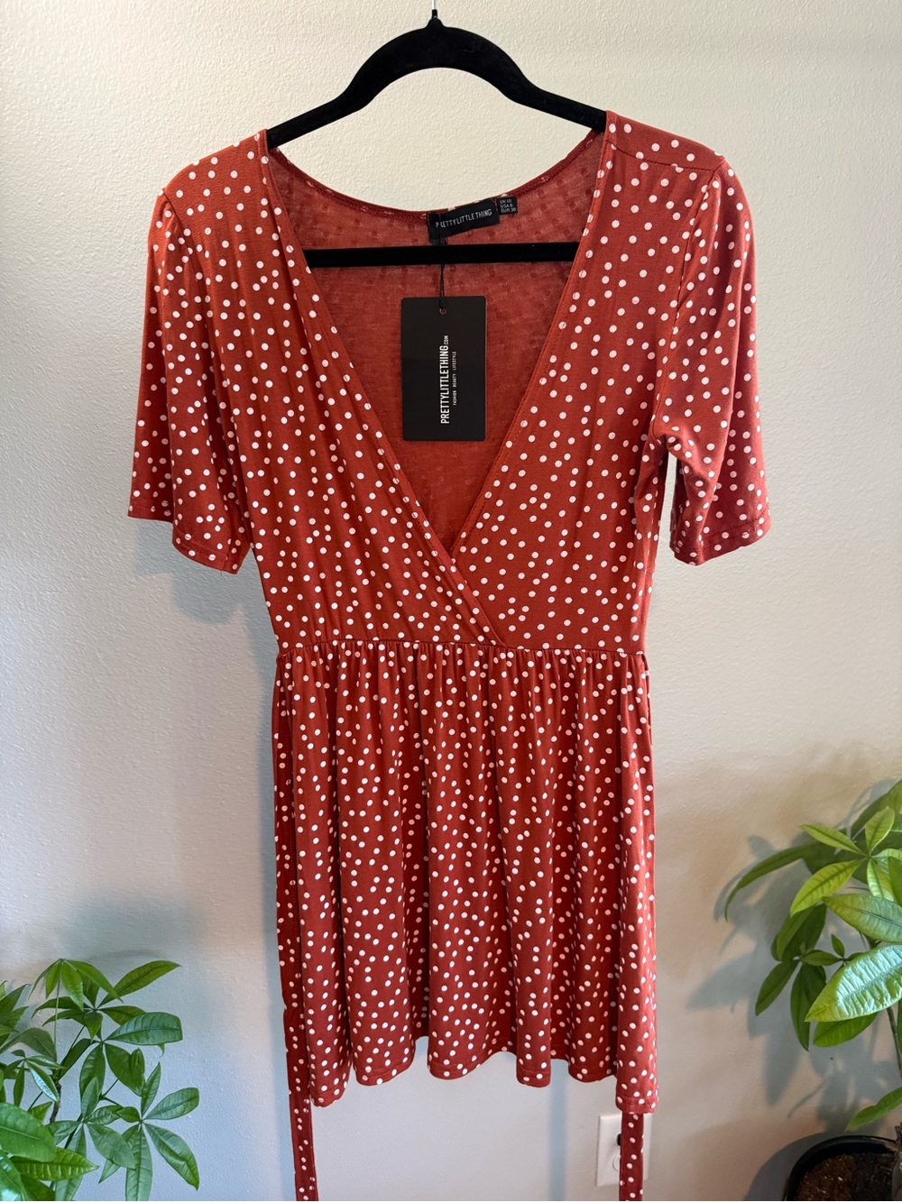PrettyLittleThing Rust Polka Dot Wrap Dress – Size US 6 (NWT)
